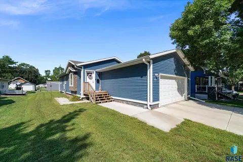 Other - 403 S 3rd St, Beresford, SD 57004 photo 5 of 18
