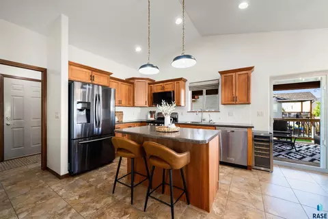 Kitchen - 1005 N Cole Ave, Tea, SD 57064 photo 6 of 6