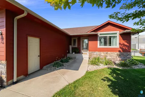 Other - 1005 N Cole Ave, Tea, SD 57064 photo 2 of 14