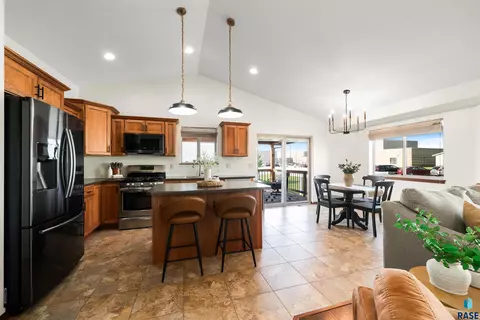 Kitchen - 1005 N Cole Ave, Tea, SD 57064 photo 1 of 6