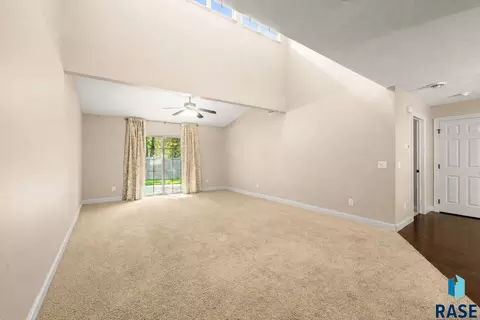 Living - 2303 E Beacon Pl #2, Sioux Falls, SD 57103 photo 1 of 5