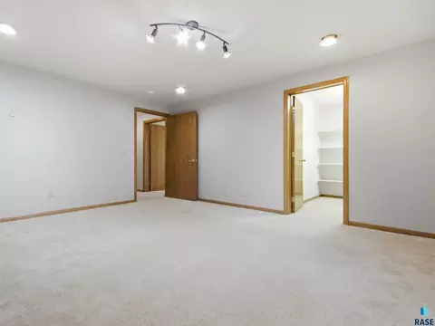 Bedroom - 1001 E Ridge Rd, Sioux Falls, SD 57105 photo 5 of 5