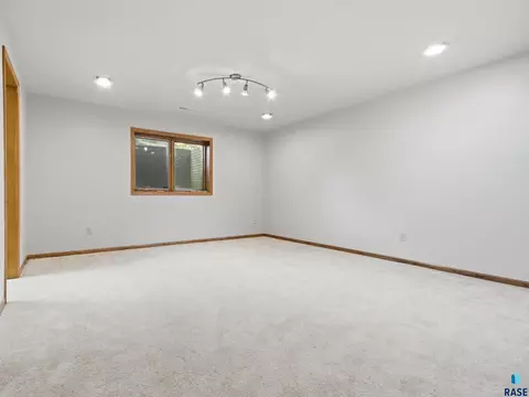 Other - 1001 E Ridge Rd, Sioux Falls, SD 57105 photo 8 of 8