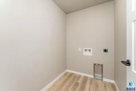 Other - 112 S Freshwater Ave, Brandon, SD 57005 photo 6 of 6