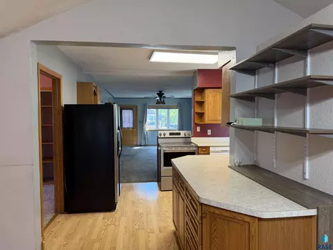 Entry Way - 610 E 3rd St, Bridgewater, SD 57319 photo 2 of 2
