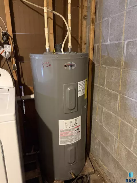 Other - 610 E 3rd St, Bridgewater, SD 57319 photo 10 of 20