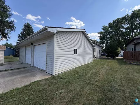 Other - 610 E 3rd St, Bridgewater, SD 57319 photo 19 of 20