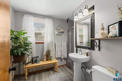 Bath - 1408 E Sylvan Cir, Brandon, SD 57005 photo 1 of 3