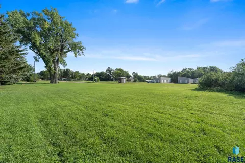 Other - 403 E Farmer Ave, Howard, SD 57349 photo 8 of 25