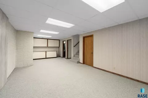 Other - 401 E Aspen Dr, Sioux Falls, SD 57105 photo 11 of 14