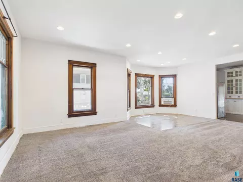 Living - 208 2nd Ave, Chester, SD 57016 photo 2 of 4