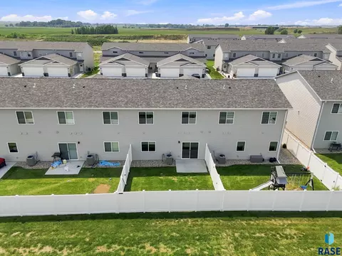 Exterior - 2502 Cama Pl, Sioux Falls, SD 57108 photo 1 of 4