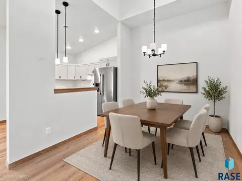 Dining - 2502 Cama Pl, Sioux Falls, SD 57108 photo 1 of 2