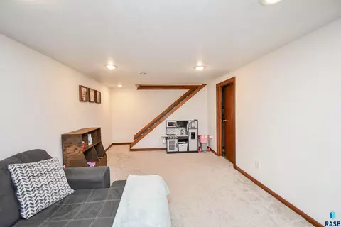 Other - 217 N Needles Dr, Brandon, SD 57005 photo 6 of 8
