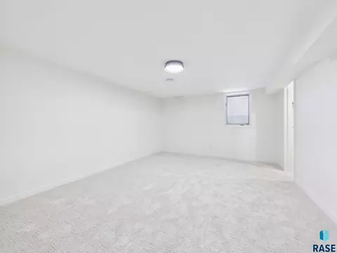 Other - 310 E 28th St, Sioux Falls, SD 57105 photo 10 of 15