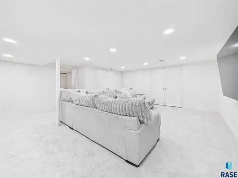 Other - 310 E 28th St, Sioux Falls, SD 57105 photo 9 of 15