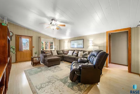 Living - 47766 283rd St, Canton, SD 57013 photo 3 of 7