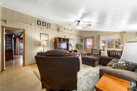 Living - 47766 283rd St, Canton, SD 57013 photo 1 of 7