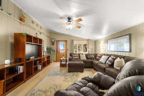 Living - 47766 283rd St, Canton, SD 57013 photo 7 of 7