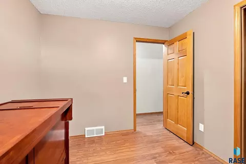 Bedroom - 345 E Kevin Dr, Tea, SD 57064 photo 4 of 6