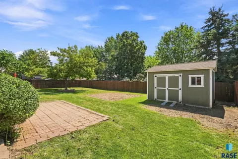 Exterior - 345 E Kevin Dr, Tea, SD 57064 photo 1 of 5