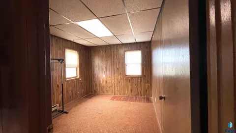 Bedroom - 400 6th St, Hudson, SD 57034 photo 2 of 3