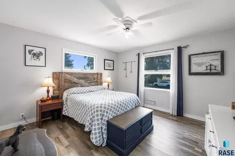 Bedroom - 206 E 4th St, Dell Rapids, SD 57022 photo 1 of 6