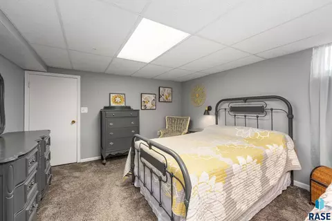 Bedroom - 206 E 4th St, Dell Rapids, SD 57022 photo 5 of 6