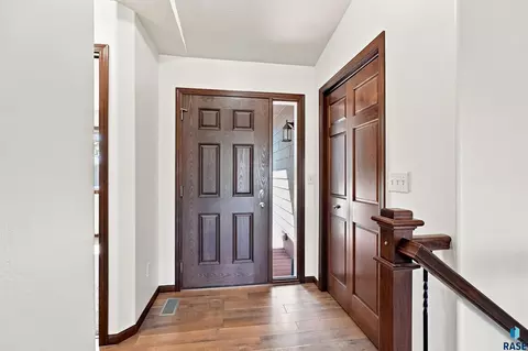 Entry Way - 3616 E Brewster St, Sioux Falls, SD 57108 photo 1 of 2