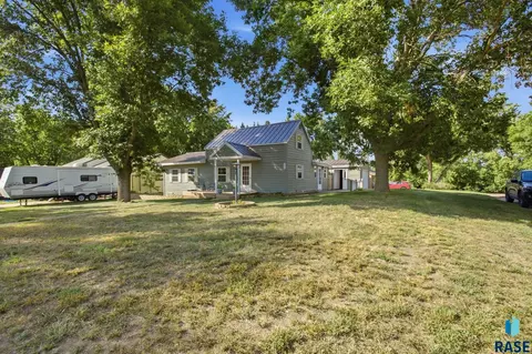 Other - 240 Oak Ave, Baltic, SD 57003 photo 3 of 7