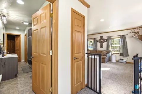 Entry Way - 240 Oak Ave, Baltic, SD 57003 photo 1 of 3