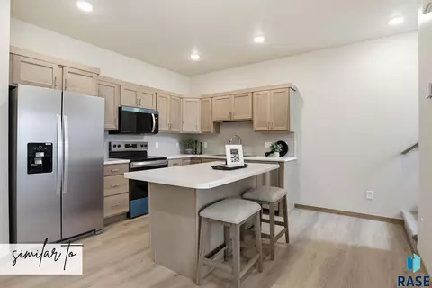 Kitchen - 6215 S Ruby Jean Pl, Sioux Falls, SD 57108 photo 1 of 2