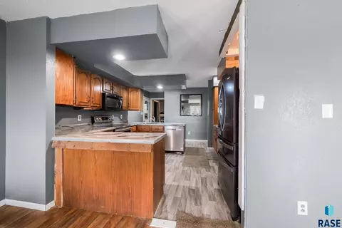 Kitchen - 47790 309 Ave, Alcester, SD 57001 photo 9 of 11