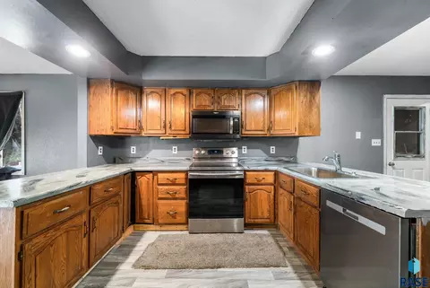 Kitchen - 47790 309 Ave, Alcester, SD 57001 photo 2 of 11
