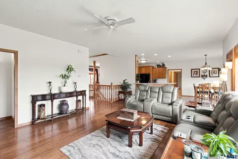 Living - 47588 255th St, Renner, SD 57055 photo 3 of 4