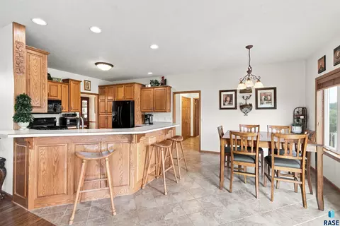 Kitchen - 47588 255th St, Renner, SD 57055 photo 1 of 4