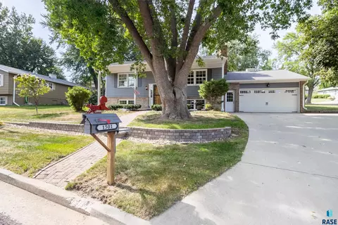 Other - 1501 E Otonka Trl, Sioux Falls, SD 57103 photo 1 of 3