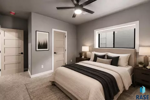 Bedroom - 5601 E Chandler Dr, Sioux Falls, SD 57110 photo 14 of 14
