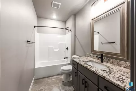 Bath - 5601 E Chandler Dr, Sioux Falls, SD 57110 photo 5 of 7