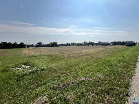 24 Meadow St, Pierre, SD 57501 photo 5