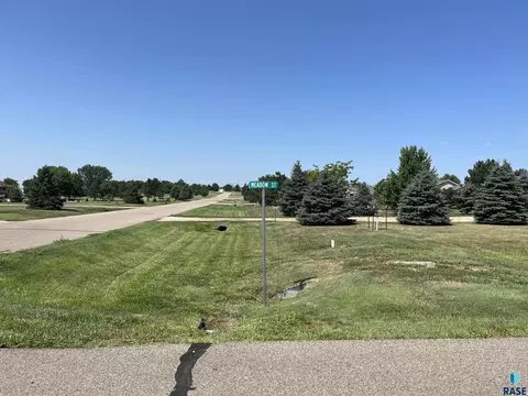 24 Meadow St, Pierre, SD 57501 photo 6