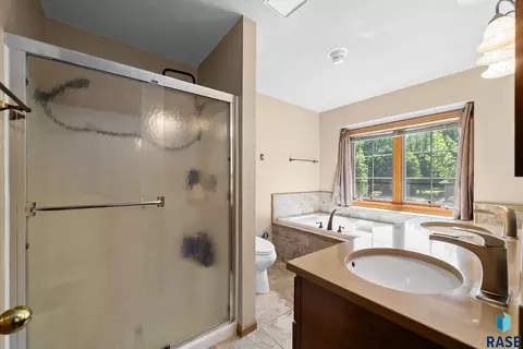 Bath - 900 E 64th St, Sioux Falls, SD 57108 photo 1 of 4