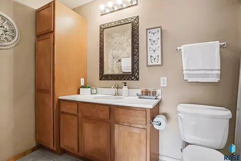 Bath - 7404 W 66th St, Sioux Falls, SD 57106 photo 1 of 2