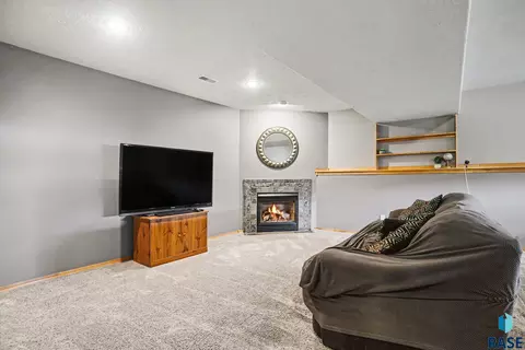 Living - 7404 W 66th St, Sioux Falls, SD 57106 photo 3 of 3