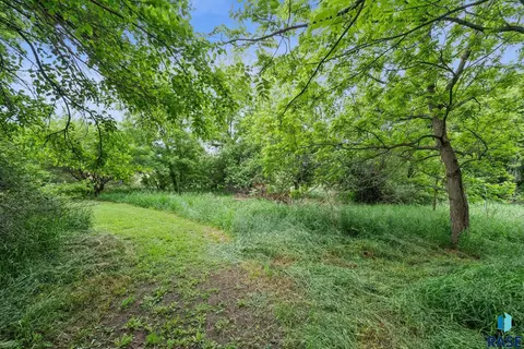 Exterior - 47986 254th St, Garretson, SD 57030 photo 3 of 8