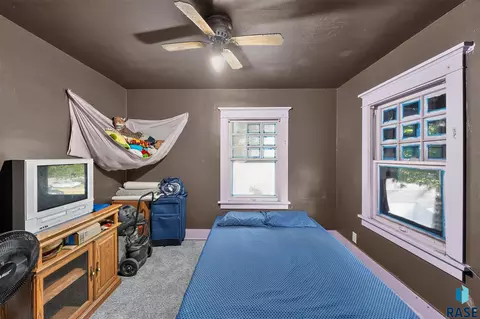 Bedroom - 300 Dakota St, Centerville, SD 57014 photo 6 of 7