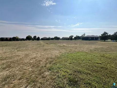 25 Meadow St, Pierre, SD 57501 photo 4