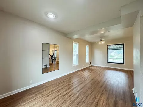 Living - 1324 E 6th St, Sioux Falls, SD 57103 photo 8 of 10