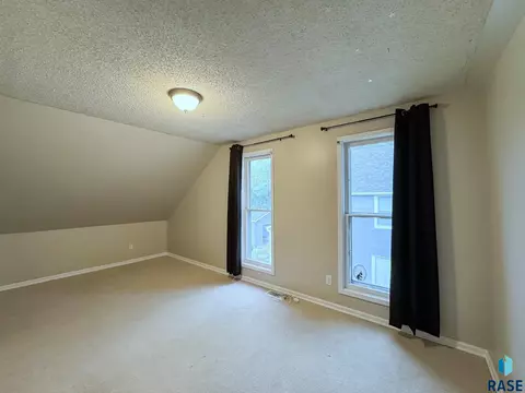 Bedroom - 1324 E 6th St, Sioux Falls, SD 57103 photo 2 of 8