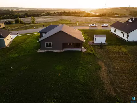 View/Area - 1108 N Slate Ave, Brandon, SD 57005 photo 3 of 5